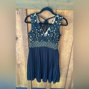 Black Lace Dress - Heartloom - Size XS